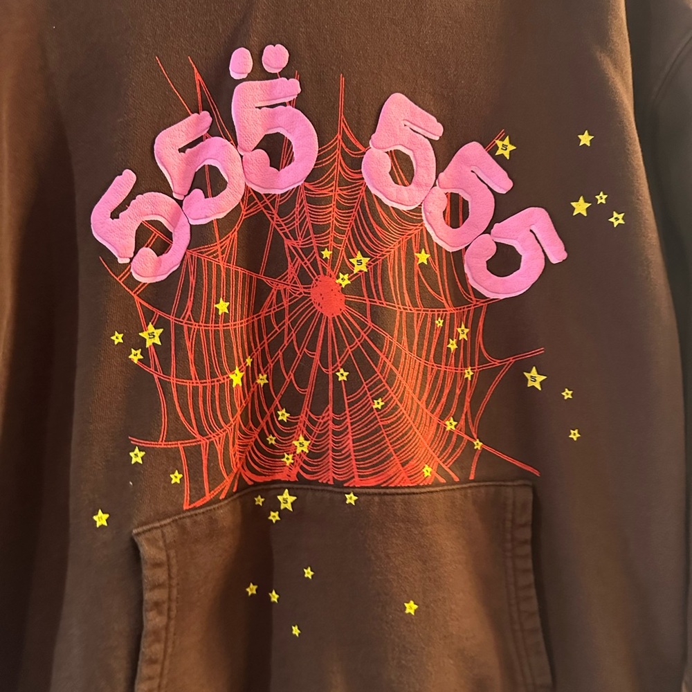 Pre loved Spyder Brown Hoodie with Pink and Red Graphic 555 555 size M - Picture 2 of 10